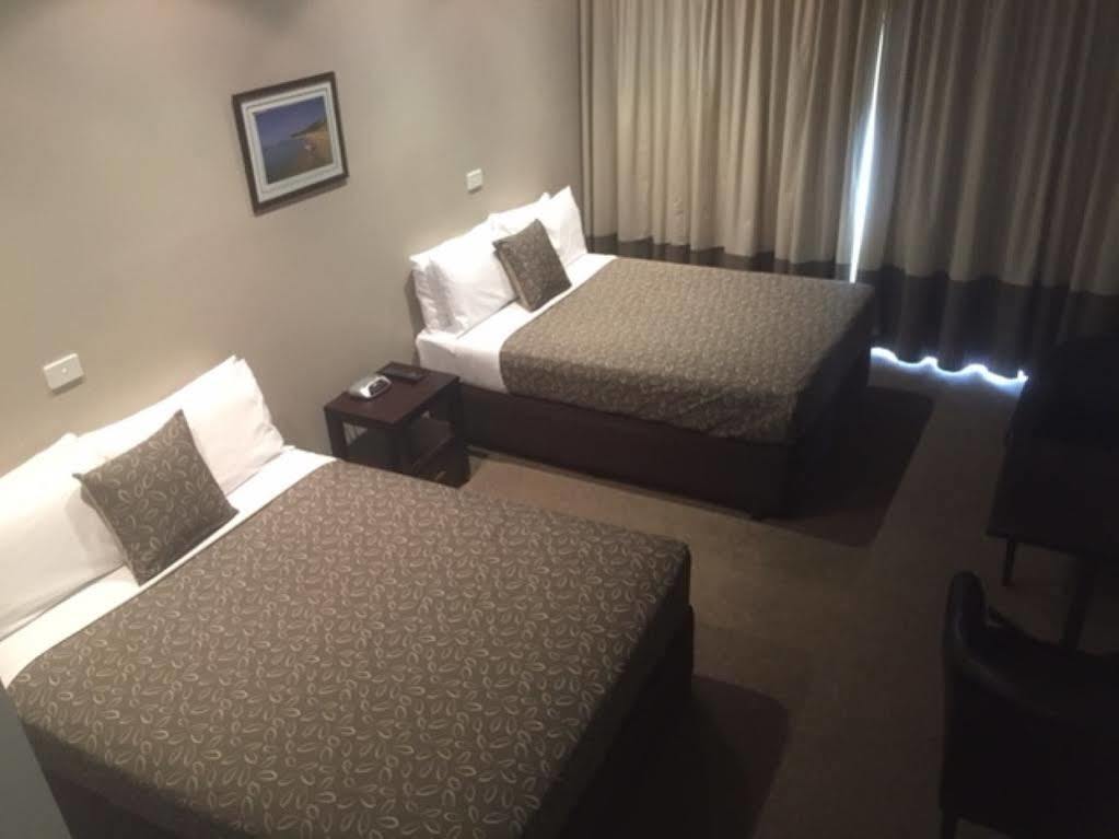 Sandhurst Motel Carrum Downs ภายนอก รูปภาพ