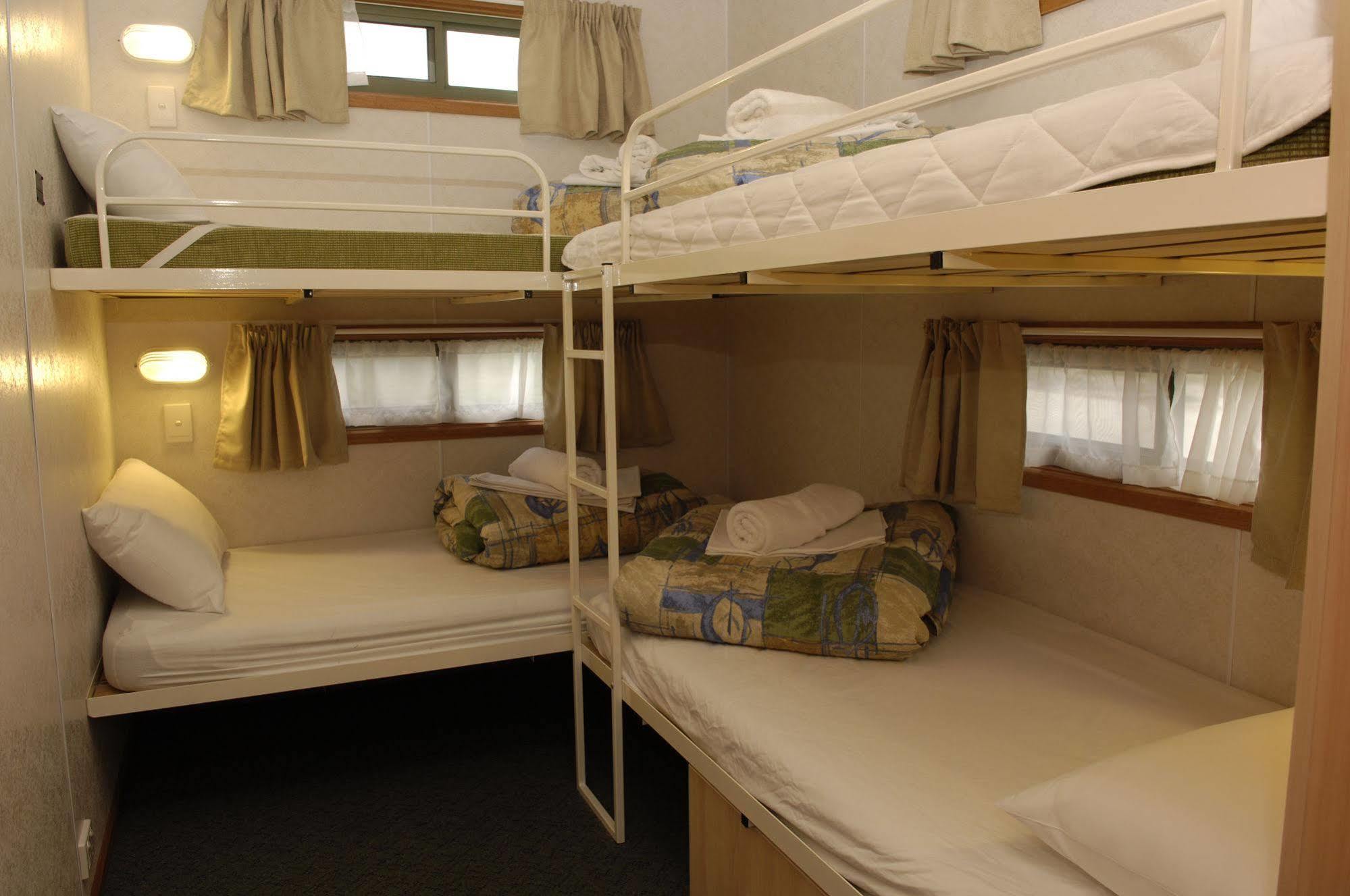 Sandhurst Motel Carrum Downs ภายนอก รูปภาพ